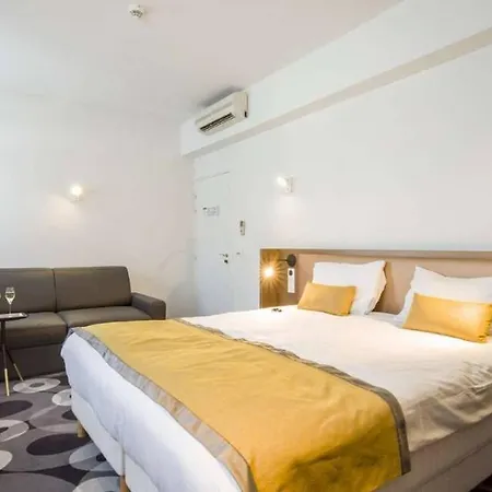 Hotel Forgeron De 3*