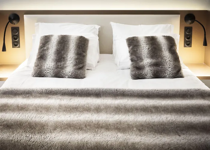 Forgeron De Hotel 3*